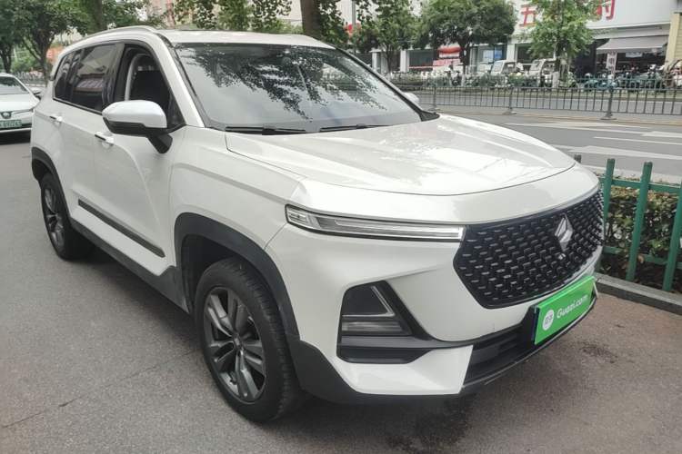Used Baojun RS-5 2019 1.5T CVT Intelligent Drive Luxury Edition China VI Front Right 45 Deg