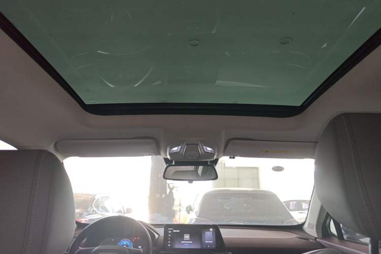 Used Baojun RS-5 2019 1.5T CVT Intelligent Driving Flagship Version China VI Emission Standard Headliner