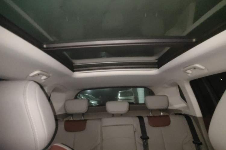 Used Baojun RS-5 2019 1.5T CVT Intelligent Driving Flagship Version China VI Emission Standard Headliner