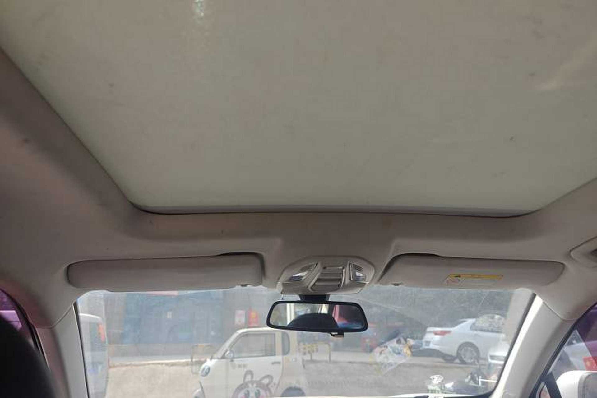 Used Baojun RS-5 2019 1.5T CVT Intelligent Drive Luxury Edition China VI Headliner