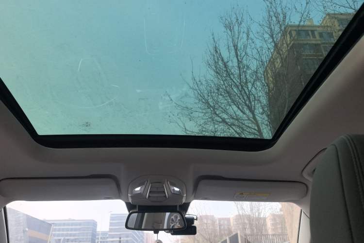 Used Baojun RS-5 2019 1.5T CVT Intelligent Driving Flagship Version China VI Emission Standard Headliner