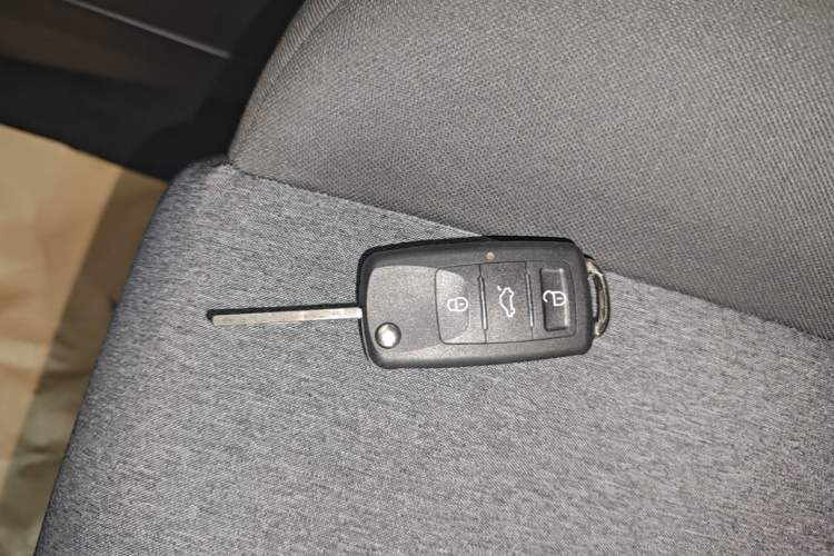 Used Baojun RS-5 2019 1.5T Manual Super Connectivity Version China VI Interior 1