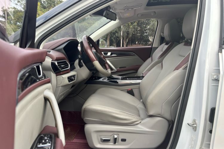 Used Baojun RS-5 2019 1.5T CVT Intelligent Driving Flagship Version China VI Emission Standard Interior 2