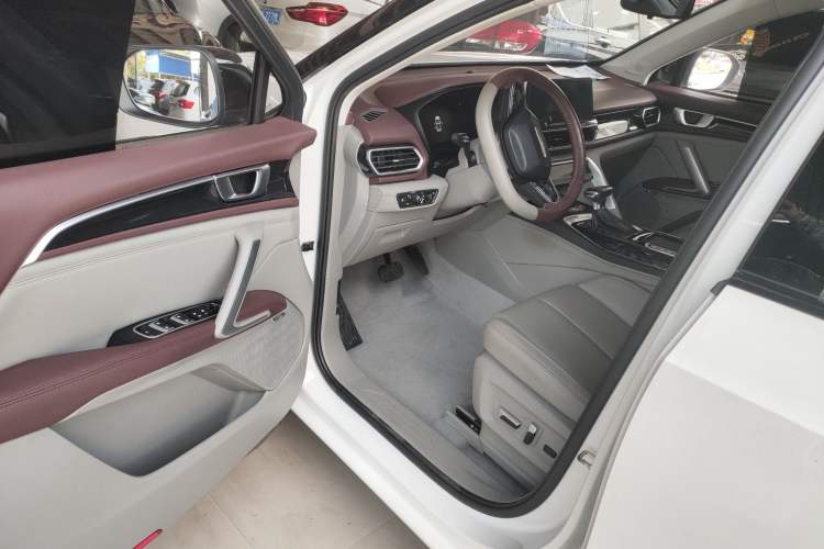 Used Baojun RS-5 2019 1.5T CVT Intelligent Driving Flagship Edition China V Emission Standard Interior 3