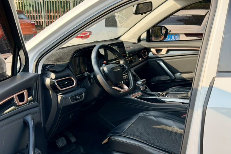 Used Baojun RS-5 2019 1.5T CVT Intelligent Drive Luxury Edition China VI Interior 5