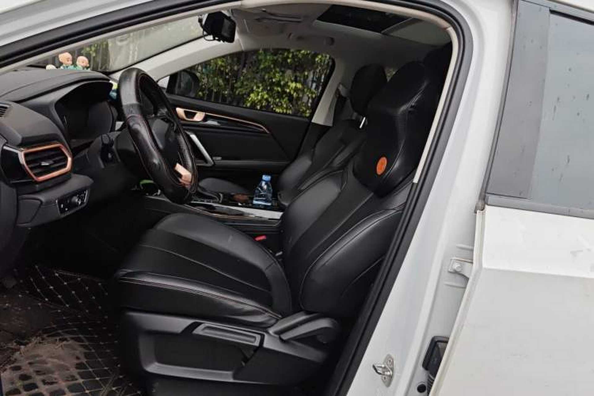 Used Baojun RS-5 2019 1.5T CVT Intelligent Drive Luxury Edition China VI Left Front Seat