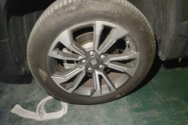Used Baojun RS-5 2019 1.5T CVT Intelligent Driving Flagship Version China VI Emission Standard Left Front Wheel Hub