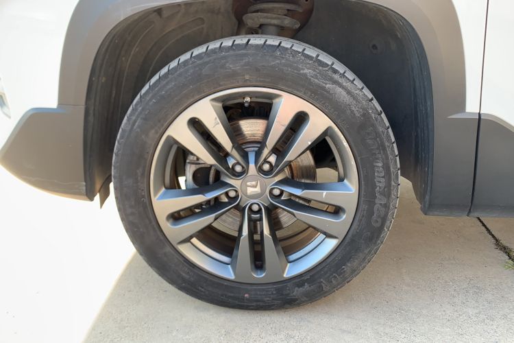Used Baojun RS-5 2019 1.5T CVT Intelligent Drive Luxury Edition China VI Left Front Wheel Hub