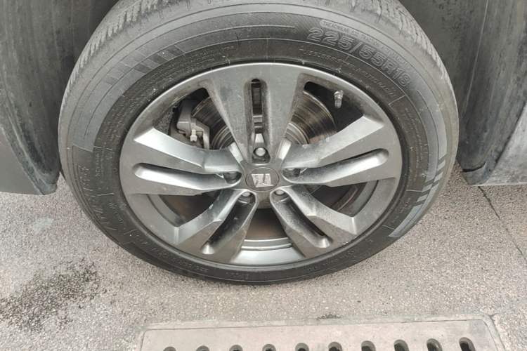 Used Baojun RS-5 2019 1.5T CVT Intelligent Drive Luxury Edition China VI Left Front Wheel Hub