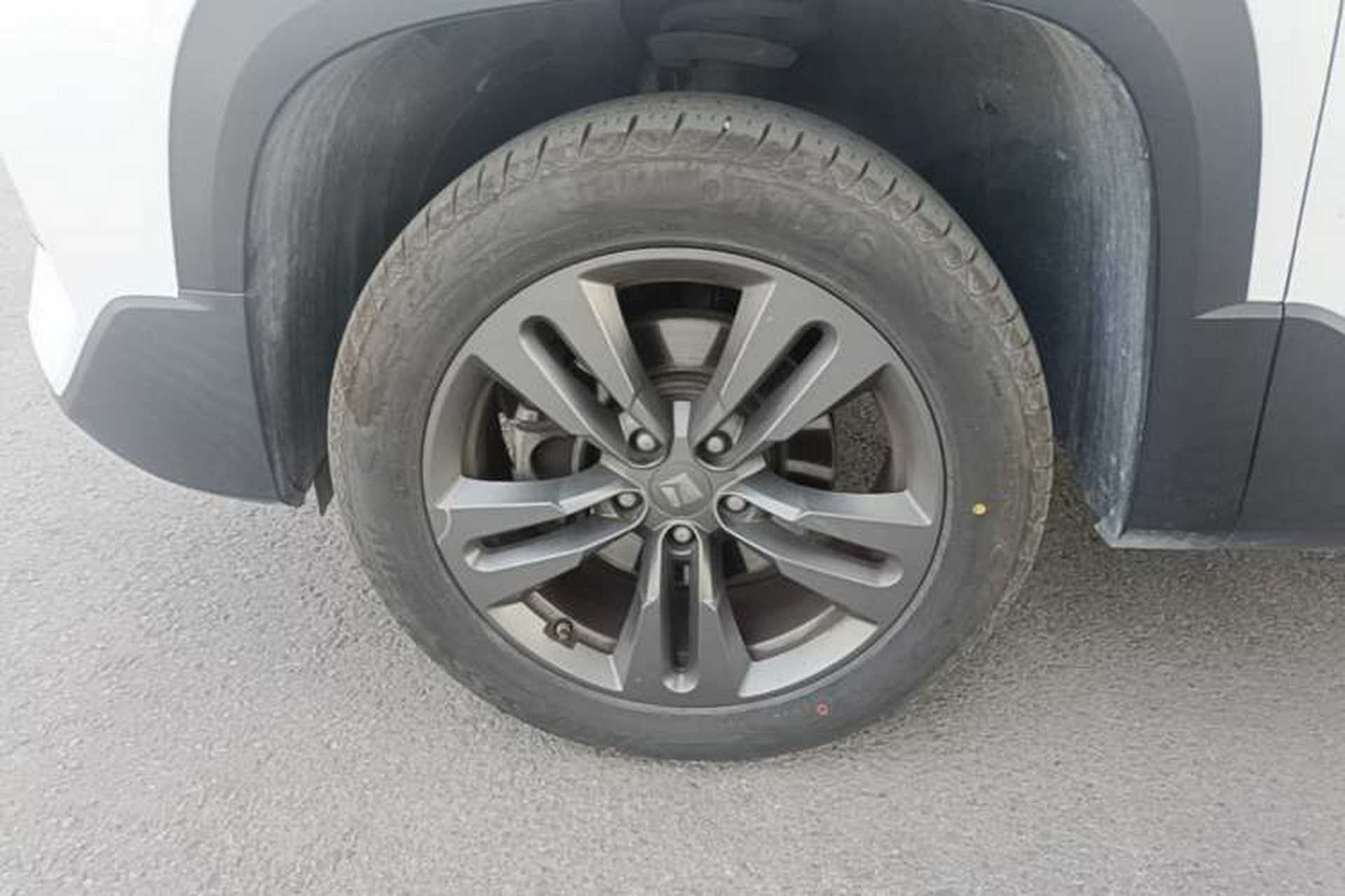 Used Baojun RS-5 2019 1.5T Manual Super Connected Luxury Edition China VI Left Front Wheel Hub