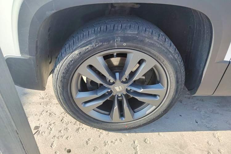Used Baojun RS-5 2019 1.5T Manual Super Connected Luxury Edition China VI Left Front Wheel Hub