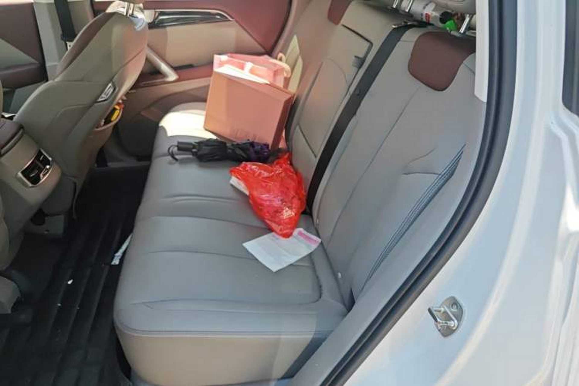 Used Baojun RS-5 2019 1.5T CVT Intelligent Driving Flagship Version China VI Emission Standard Left Rear Seat
