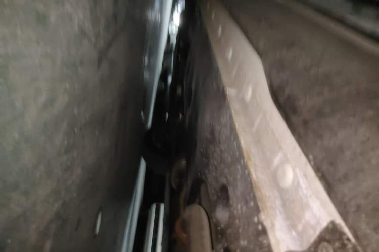 Used Baojun RS-5 2019 1.5T CVT Intelligent Driving Flagship Version China VI Emission Standard Left Side Sill