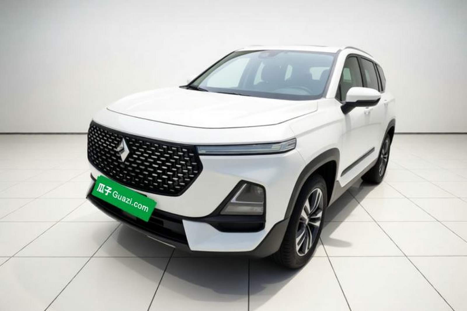 Фото Baojun с площадки