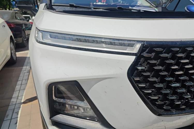 Used Baojun RS-5 2019 1.5T CVT Intelligent Driving Flagship Version China VI Emission Standard Right Front Headlight