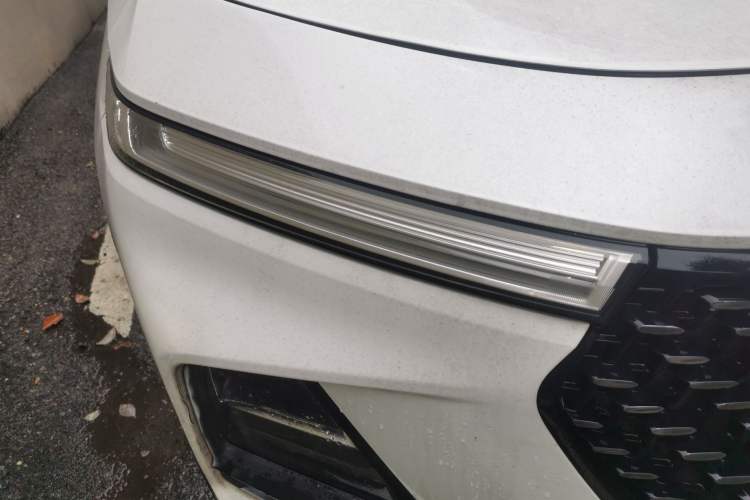 Used Baojun RS-5 2019 1.5T CVT Intelligent Drive Luxury Edition China VI Right Front Headlight