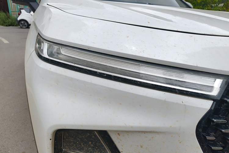 Used Baojun RS-5 2019 1.5T Manual Super Connected Luxury Edition China VI Right Front Headlight