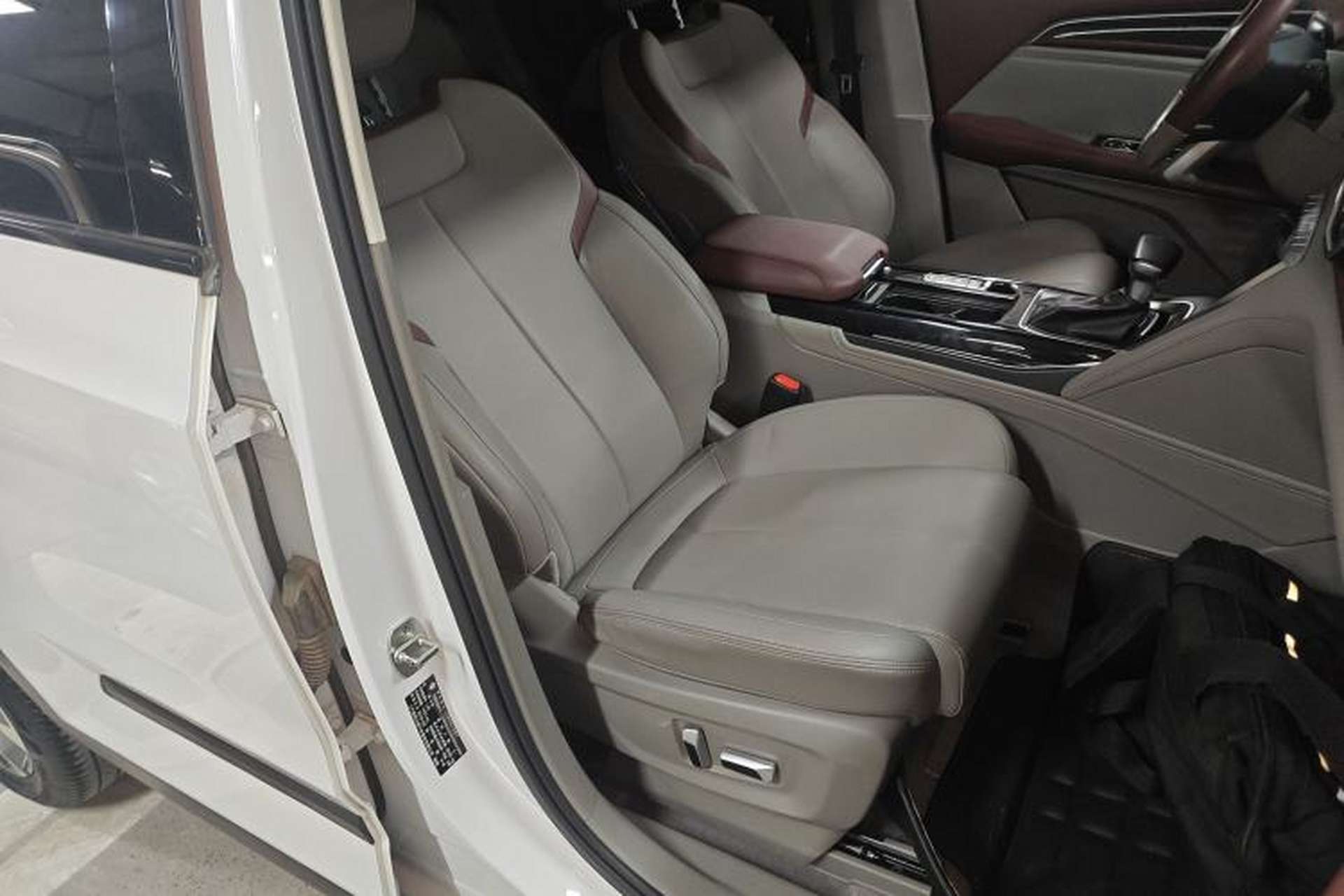 Used Baojun RS-5 2019 1.5T CVT Intelligent Driving Flagship Edition China V Emission Standard Right Front Seat