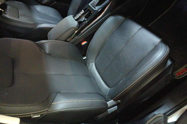 Used Baojun RS-5 2019 1.5T CVT Intelligent Driving Prestige Edition China VI Emission Standard Right Front Seat