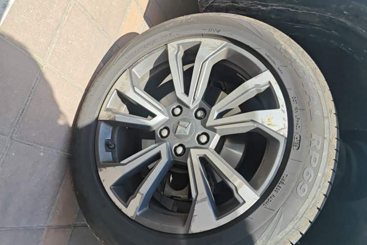 Used Baojun RS-5 2019 1.5T CVT Intelligent Driving Flagship Version China VI Emission Standard Right Front Wheel Hub
