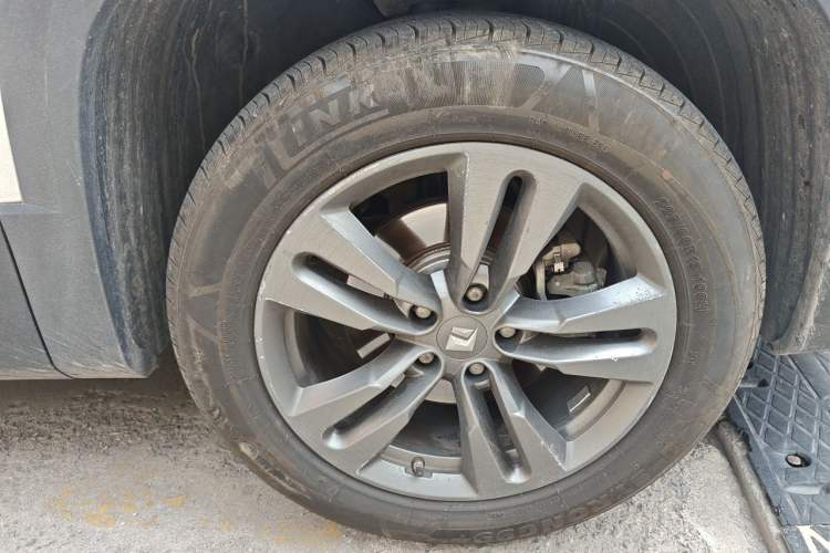 Used Baojun RS-5 2019 1.5T CVT Intelligent Drive Luxury Edition China VI Right Front Wheel Hub