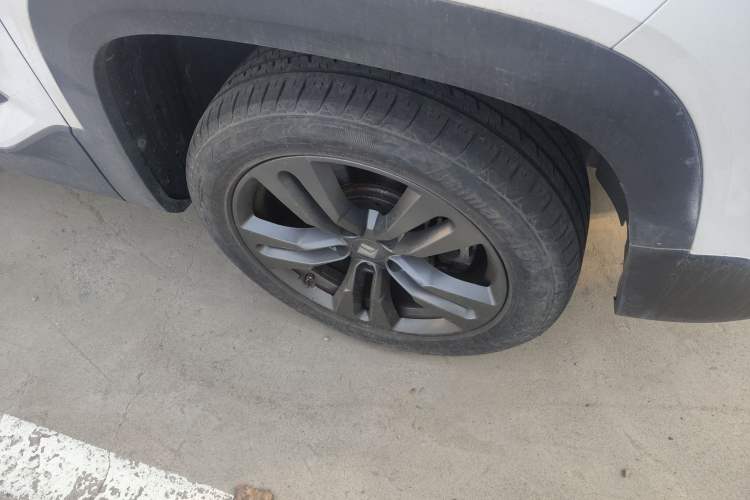 Used Baojun RS-5 2019 1.5T CVT Intelligent Drive Luxury Edition China VI Right Front Wheel Hub