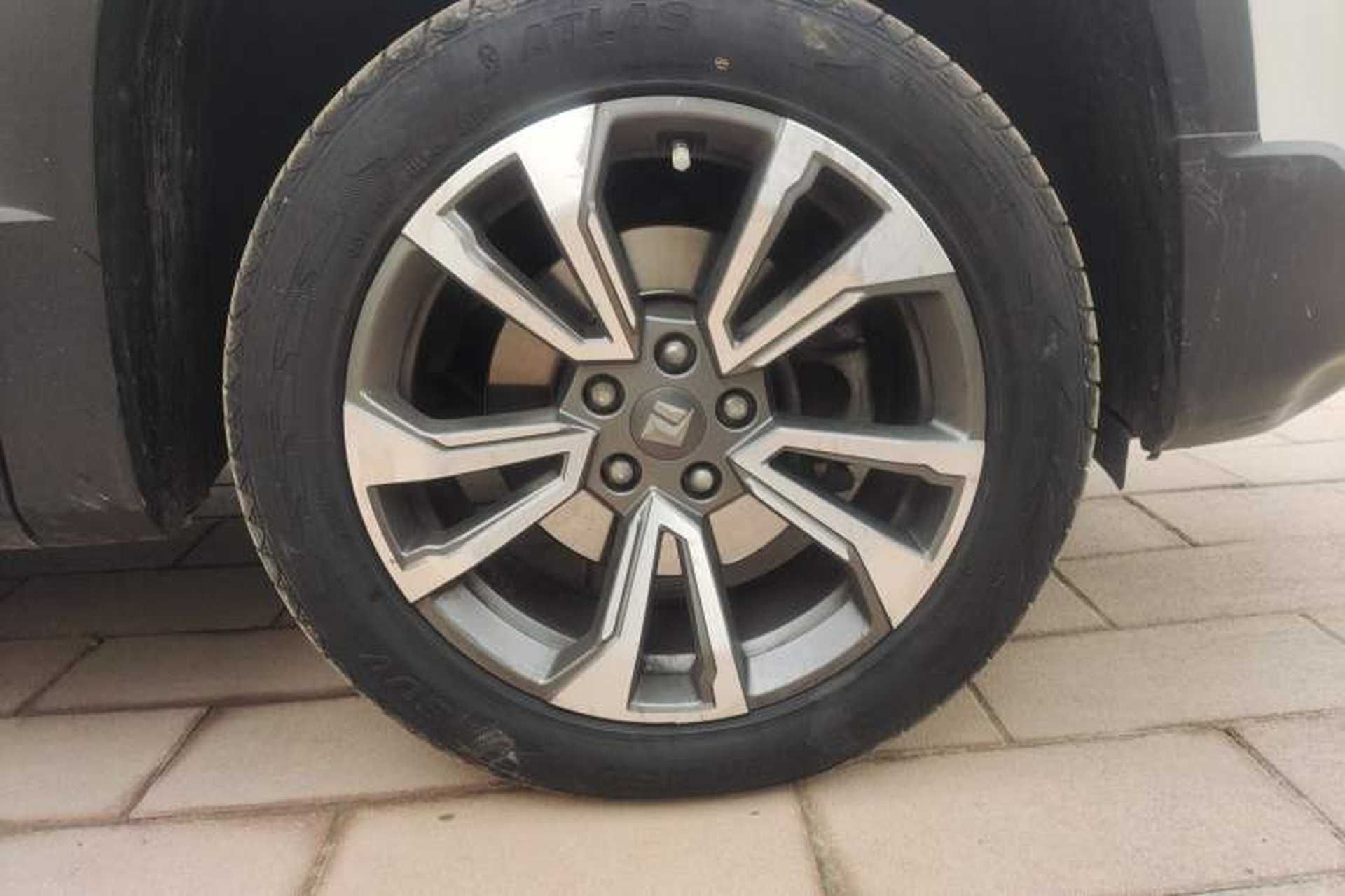 Used Baojun RS-5 2019 1.5T CVT Intelligent Driving Prestige Edition China VI Emission Standard Right Front Wheel Hub