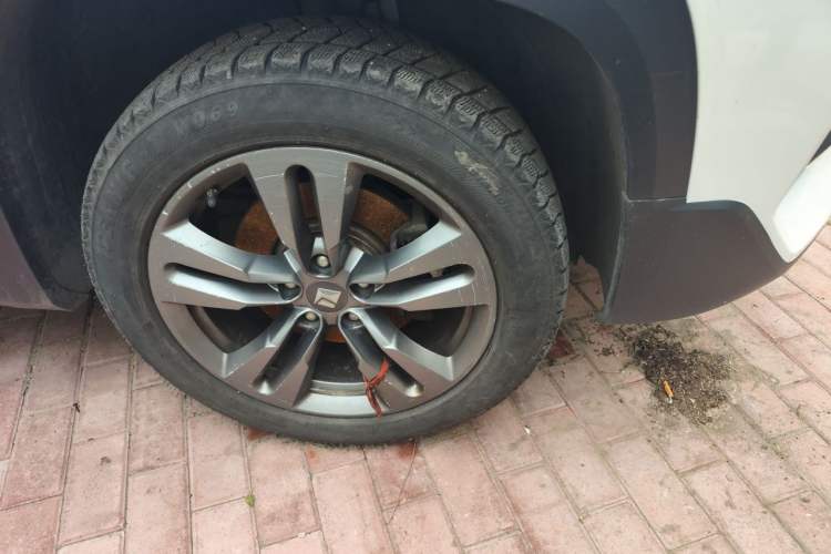 Used Baojun RS-5 2019 1.5T CVT Intelligent Driving Luxury Edition China V Right Front Wheel Hub