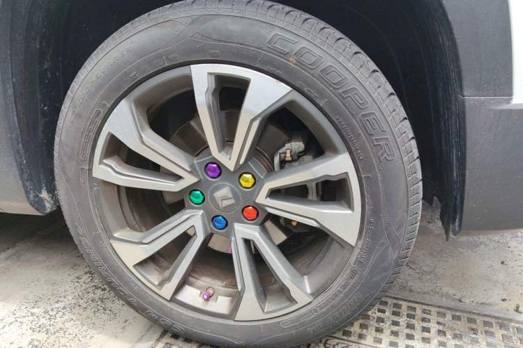 Used Baojun RS-5 2019 1.5T CVT Intelligent Driving Flagship Version China VI Emission Standard Right Front Wheel Hub