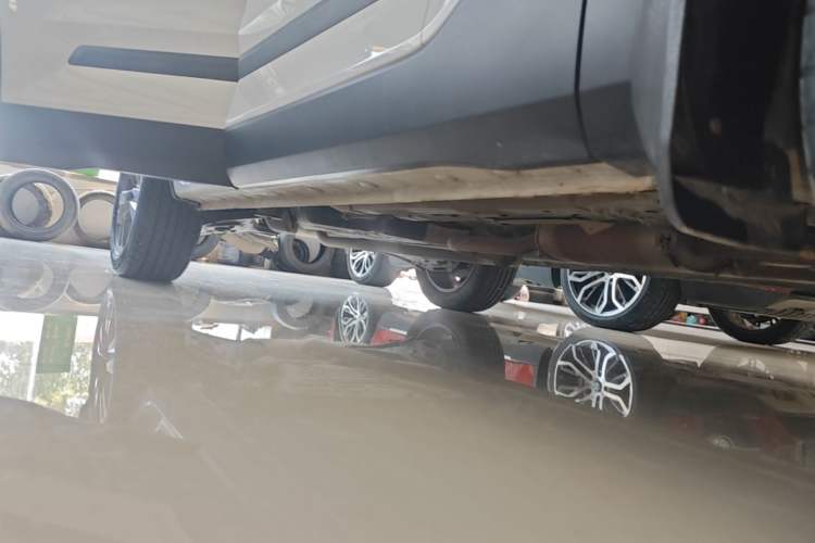 Used Baojun RS-5 2019 1.5T Manual Super Connectivity Version China VI Right Side Sill