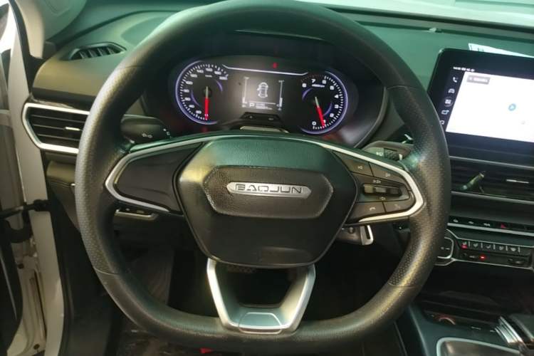 Used Baojun RS-5 2019 1.5T CVT Super Connected Trendy Edition China VI Steering Wheel