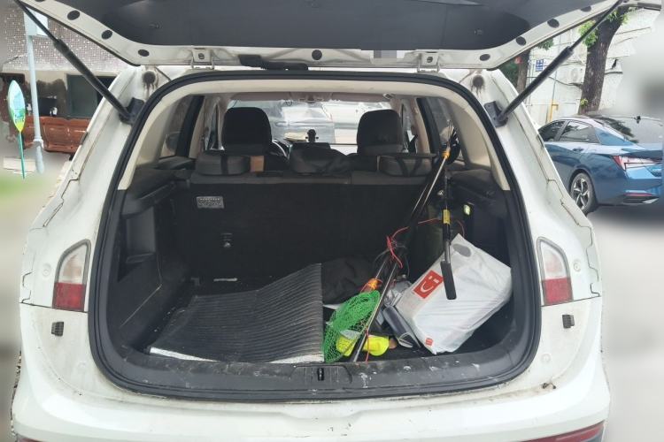 Used Baojun RS-5 2019 1.5T CVT Super Connected Trendy Edition China VI Trunk