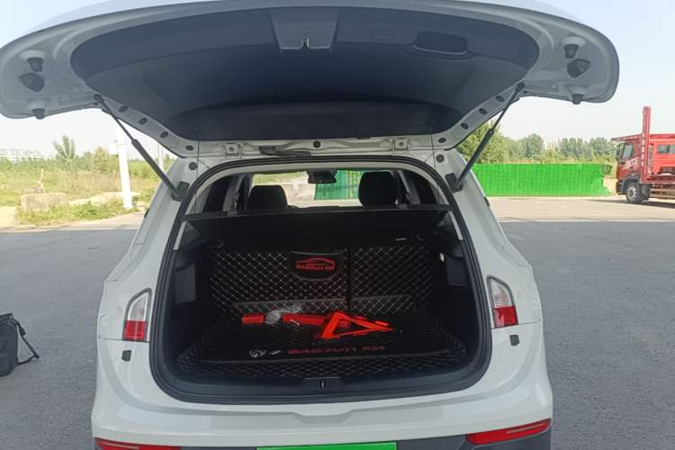 Used Baojun RS-5 2019 1.5T Manual Super Connected Luxury Edition China VI Trunk