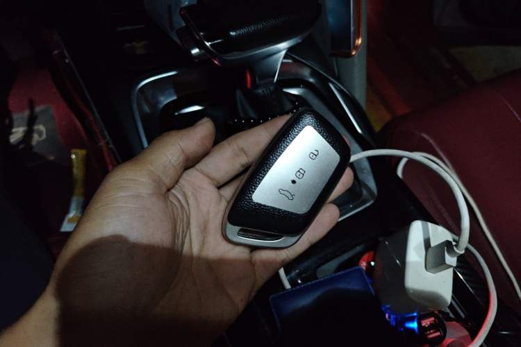 Used Baojun RS-5 2019 1.5T CVT Intelligent Driving Flagship Version China VI Emission Standard Vehicle Key