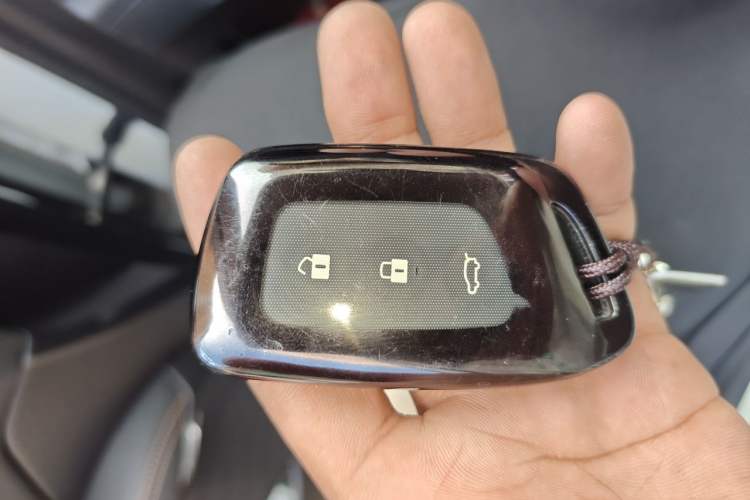 Used Baojun RS-5 2019 1.5T CVT Intelligent Drive Luxury Edition China VI Vehicle Key