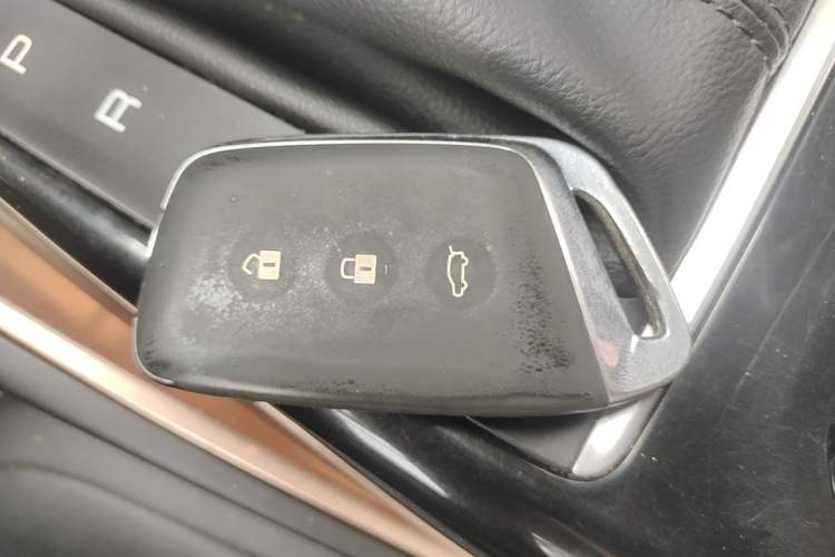 Used Baojun RS-5 2019 1.5T CVT Intelligent Drive Luxury Edition China VI Vehicle Key