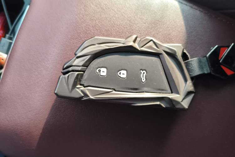Used Baojun RS-5 2019 1.5T CVT Intelligent Driving Flagship Version China VI Emission Standard Vehicle Key