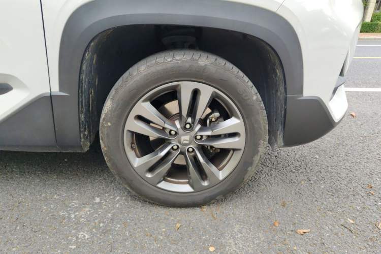 Used Baojun RS-5 2020 300T CVT Smart Prestige Edition Right Front Wheel Hub