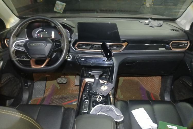 Used Baojun RS-5 2020 300T CVT Smart Prestige Edition Center Console