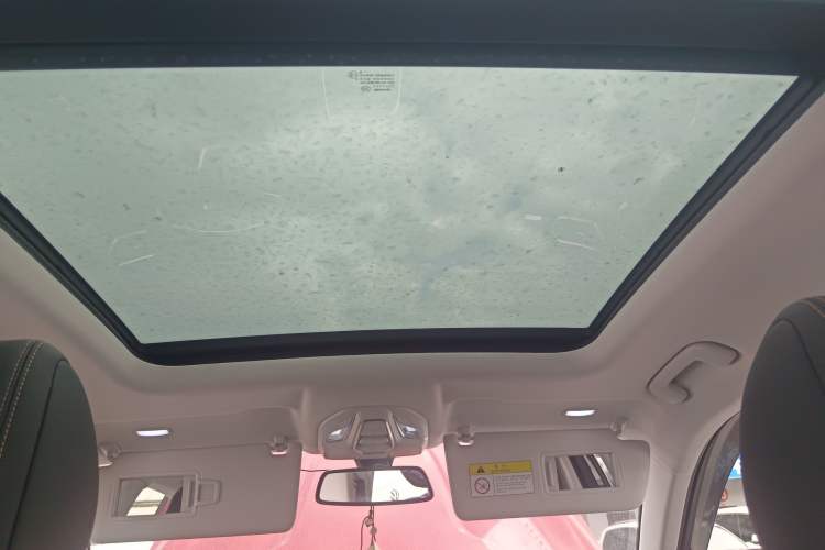 Used Baojun RS-5 2020 1.5T CVT 24-Hour Online Luxury Edition Headliner