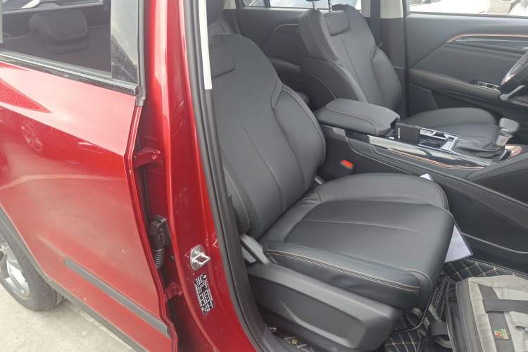 Used Baojun RS-5 2020 1.5T CVT 24-Hour Online Luxury Edition Right Front Seat