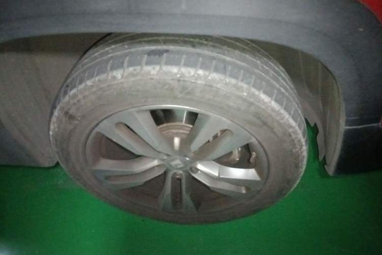Used Baojun RS-5 2020 1.5T CVT 24-Hour Online Luxury Edition Right Front Wheel Hub
