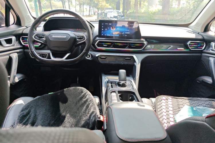Used Baojun RS-5 2020 300T CVT Smart Flagship Edition Center Console