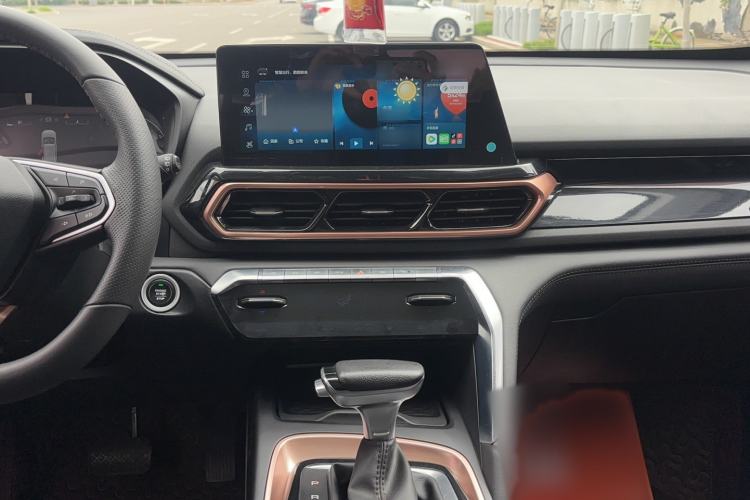 Used Baojun RS-5 2020 300T CVT Smart Prestige Edition Audio And AC Panel
