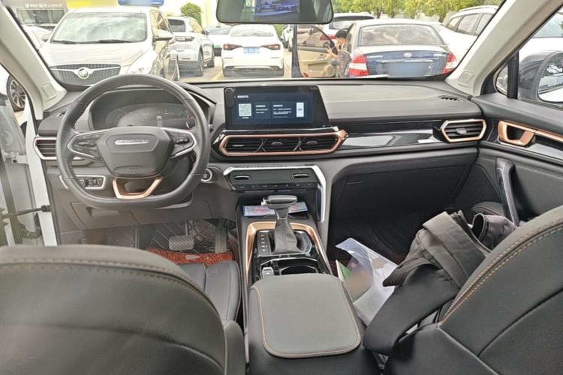 Used Baojun RS-5 2020 300T CVT Smart Prestige Edition Center Console