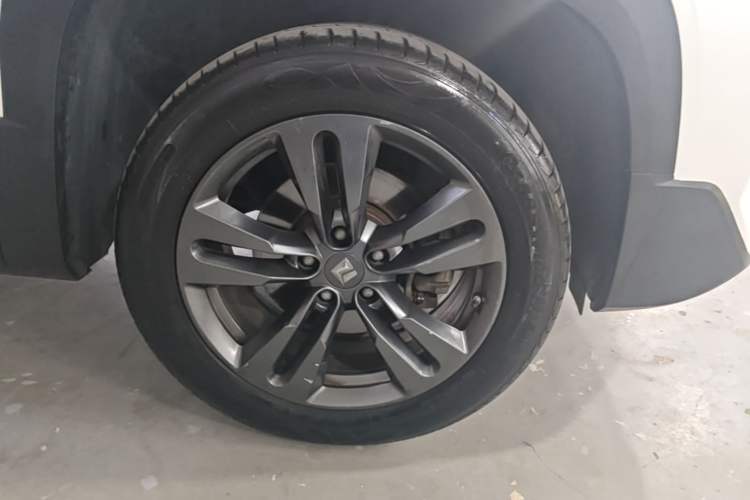 Used Baojun RS-5 2020 300T CVT Smart Flagship Edition Exterior 5