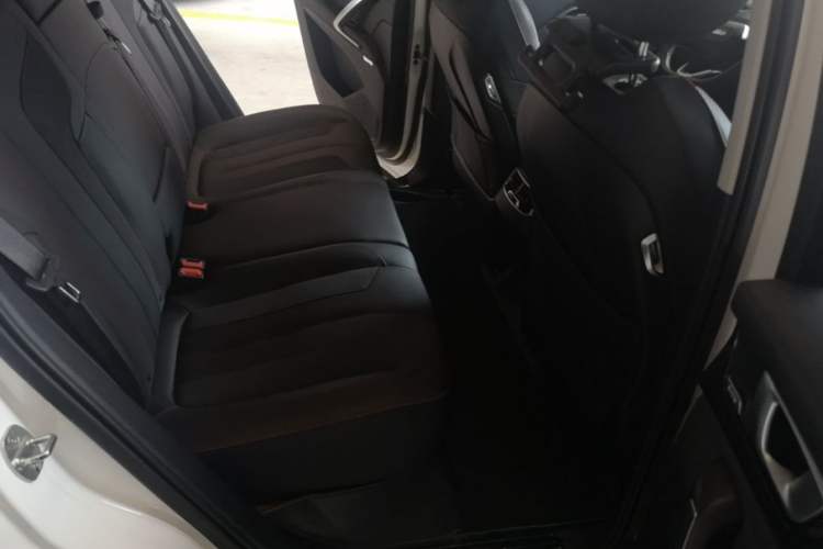 Used Baojun RS-5 2020 300T CVT Smart Flagship Edition Left Rear Seat