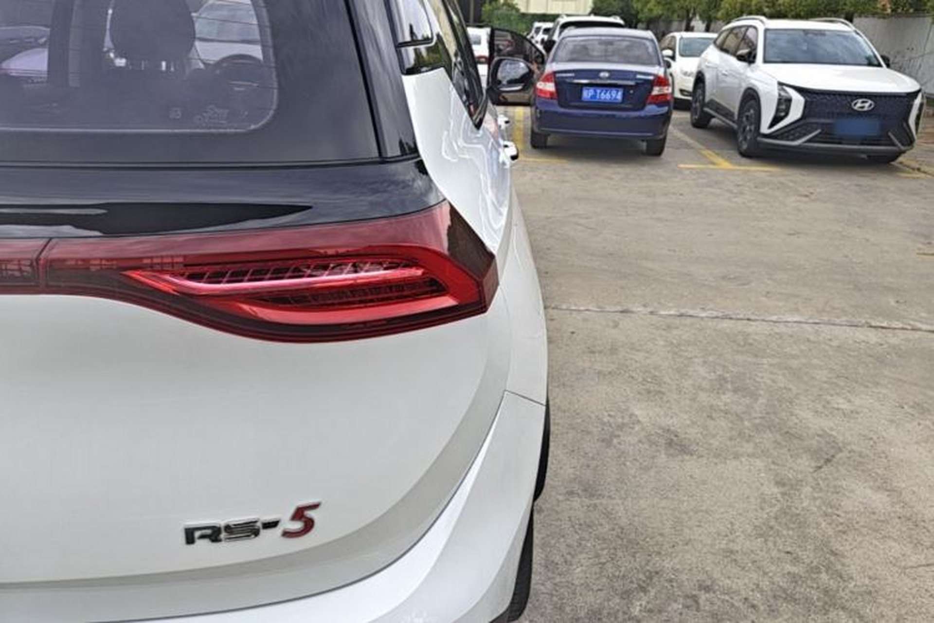 Used Baojun RS-5 2020 300T CVT Smart Prestige Edition Right Rear Taillight