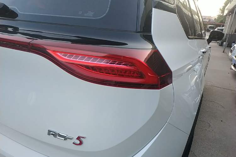Used Baojun RS-5 2020 300T CVT Smart Prestige Edition Right Rear Taillight