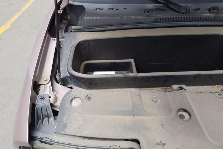 Used Baojun Spark 2023 Flagship Edition Engine Bay Right